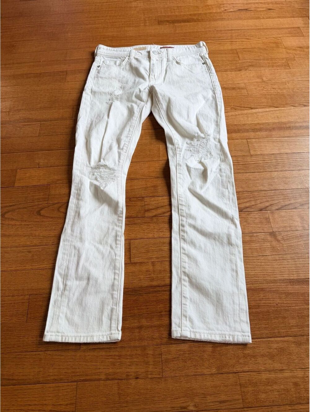 Pilcro by Anthropology Women’s 26 White Slight Flare Distressed Jeans Pockets